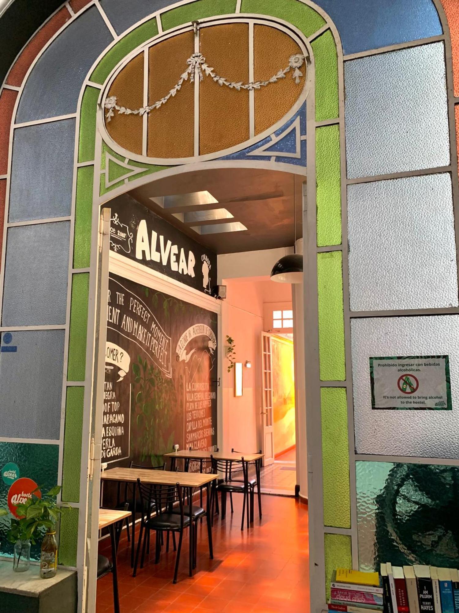 Hostel Alvear コルドバ エクステリア 写真